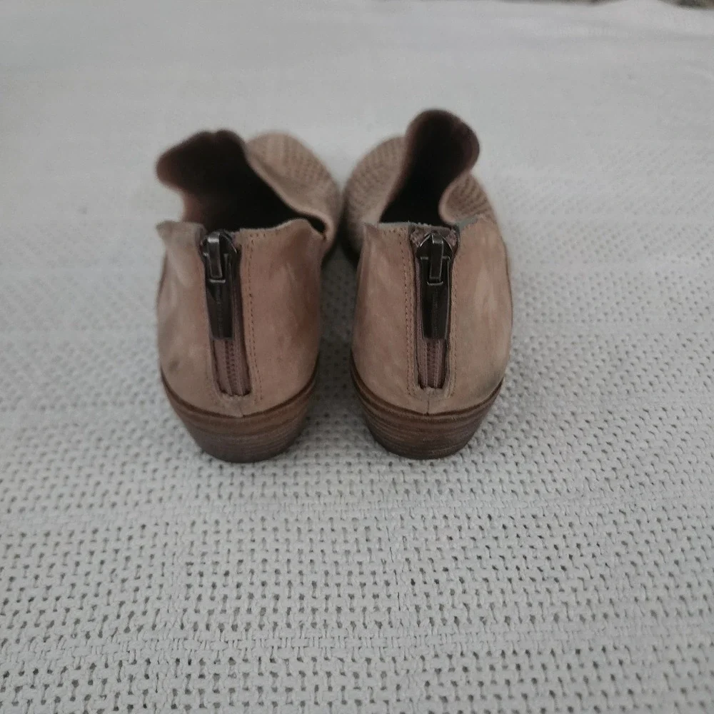 Vince Camuto Tan Perforated Leather Ankle Booties Back‎ Zip Low Heel Size 7M